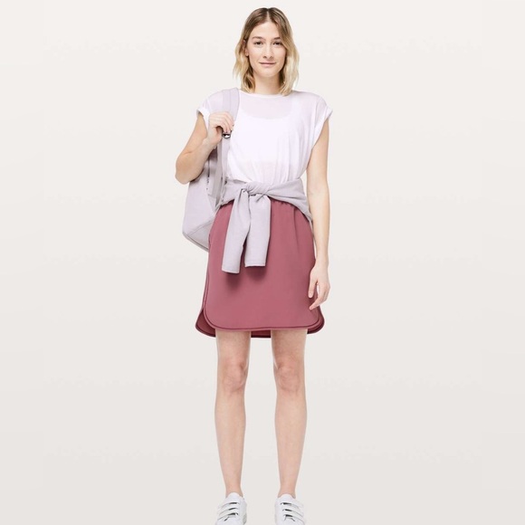 Lululemon On the Fly Skirt - Picture 1 of 5